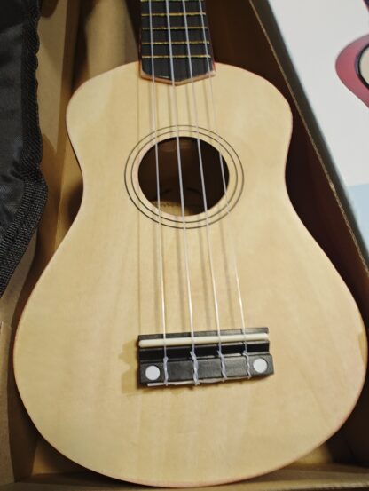 Ukelele soprano con funda SANRAI , madera de tilo y puente palorosa - Imagen 4