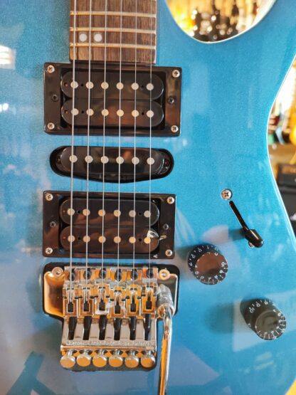Guitarra electrica Washburn WR154 con Floyd rose 2 micrófonos dobles y un simple de alnico - Imagen 3