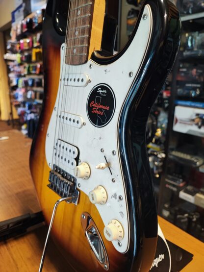 Guitarra eléctrica tipo stratocaster Fender squier California series - Imagen 4