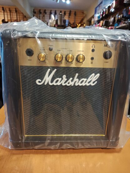 Amplificador de guitarra con distorsión MARSHALL de 10w