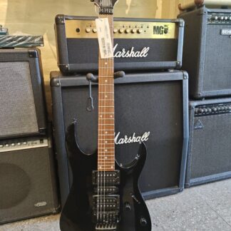 Guitarra electrica marca IBANEZ ,con floyd rose,2 micrófonos dobles y 1 simple modelo,GRG270