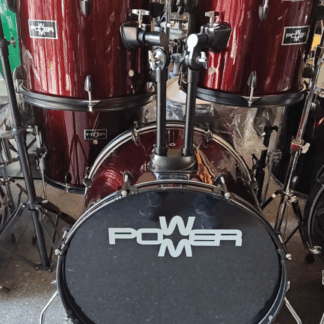 Batería 5 cuerpos medidas rock 12,13,14,16 y 22 pulgadas,completa con fierros y platillos llave afinar palillos,banqueta,cascos profundos,marca POWER M