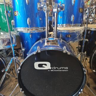 Batería 5 cuerpos para adultos,con set fierros,set platillos y banqueta,medidas rock 12,13,14,16,22 pulgadas,cascos profundos
